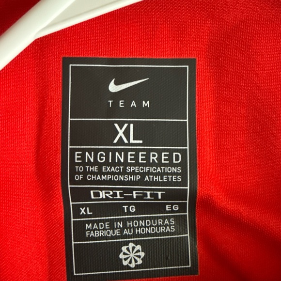Nike Red and White Men's Jersey - Picture 4 of 6